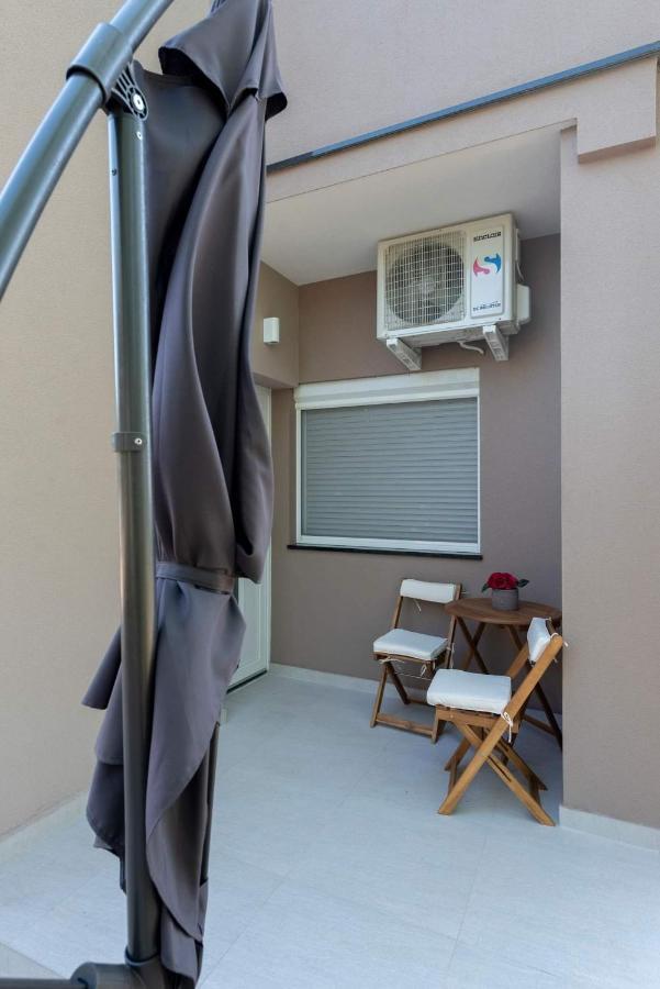 Apartment White Pearl Ražanac Exterior foto